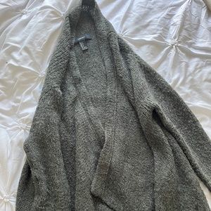 Forever 21 Size Small Grey Sweater